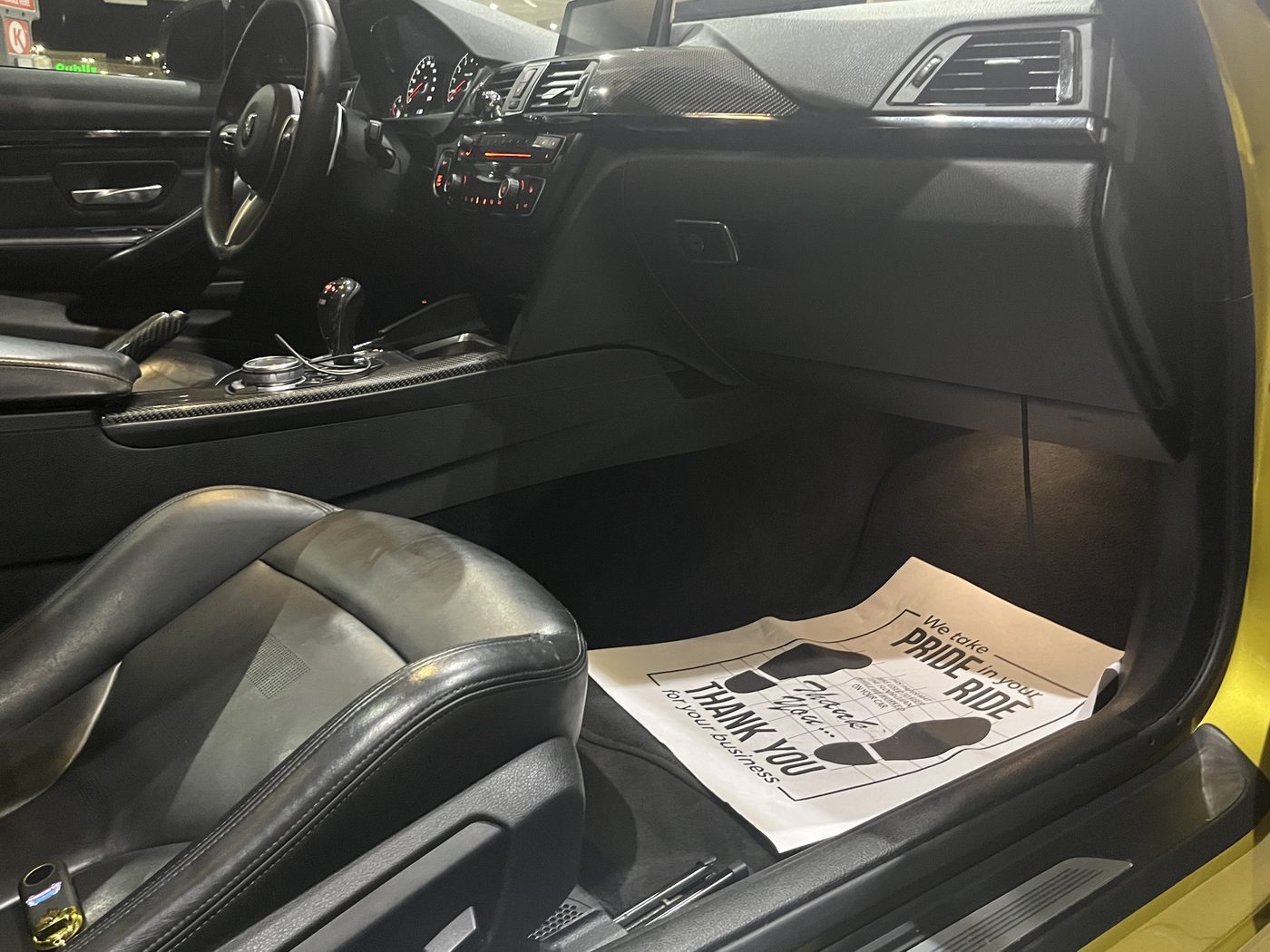 BMW M4, interior